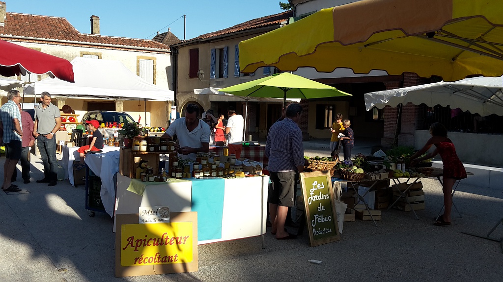 marché place dartagnan lupiac